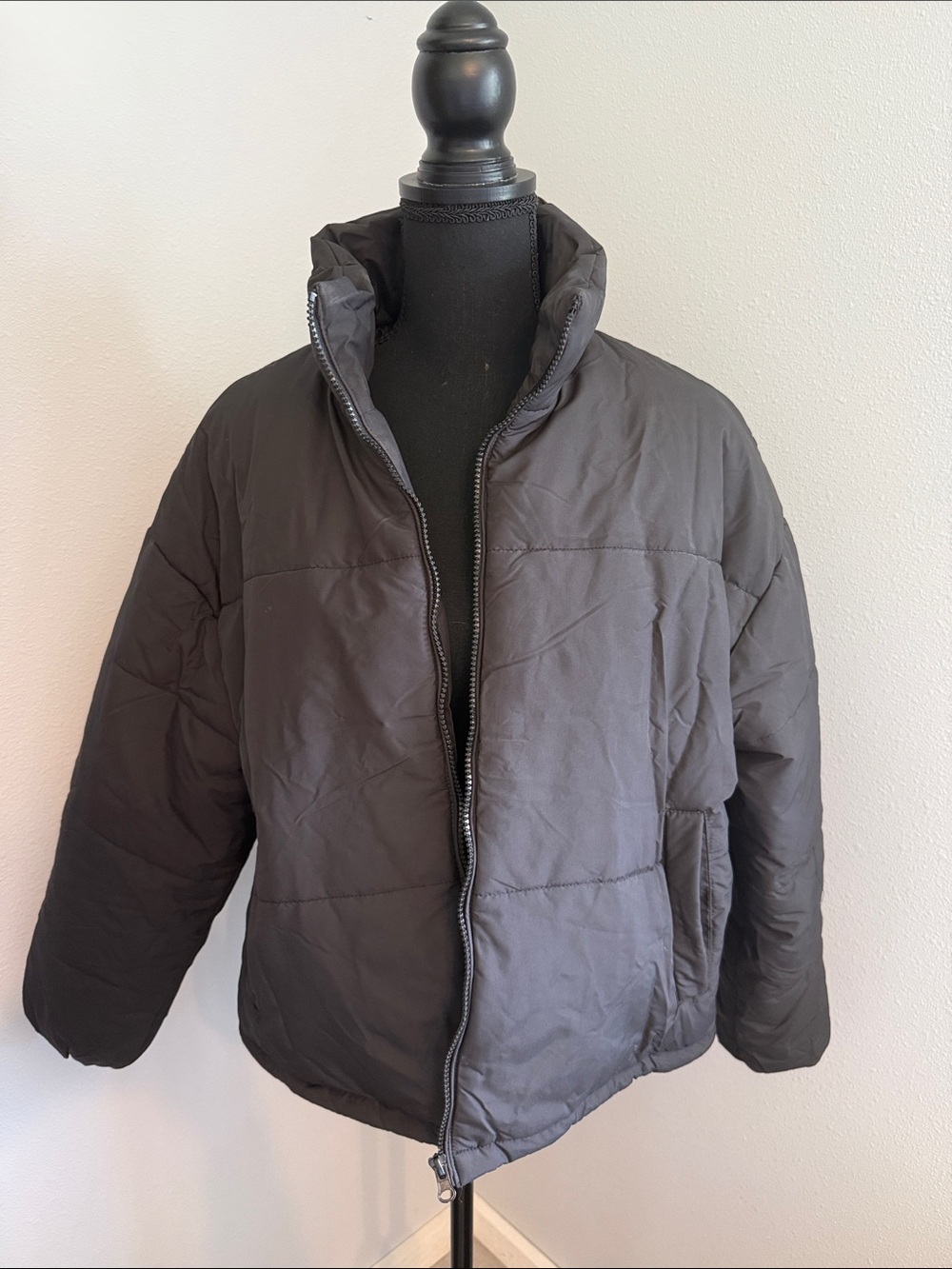 Women’s Black Puffer Jacket – Cozy Insulated Coat